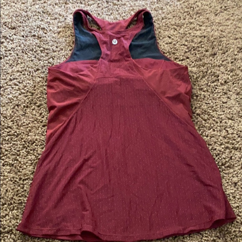 Size 6 maroon Lululemon tank with built in bra